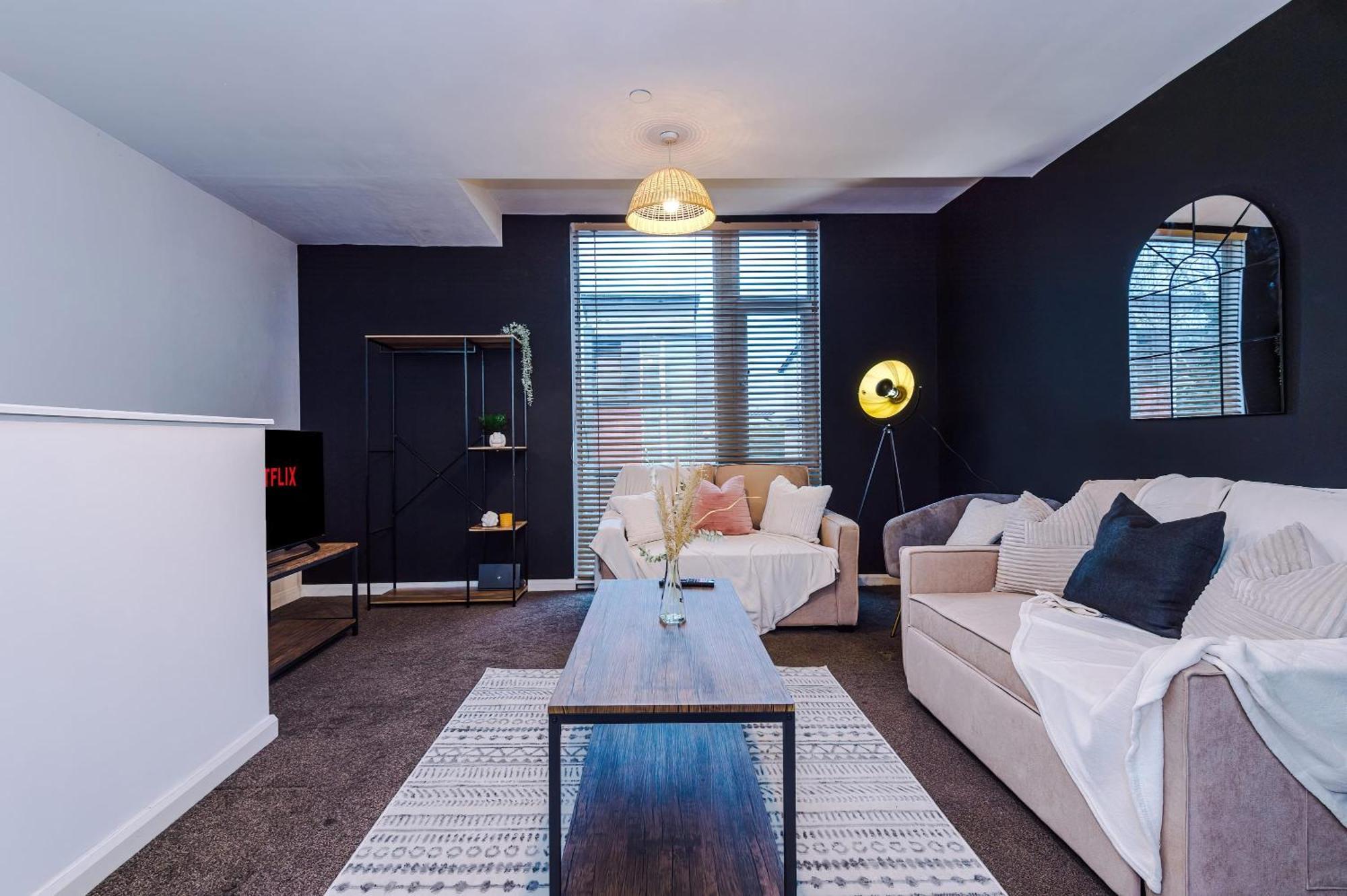 Rest&Recharge At A Spacious Townhouse By The Etihad Villa Manchester Exterior photo
