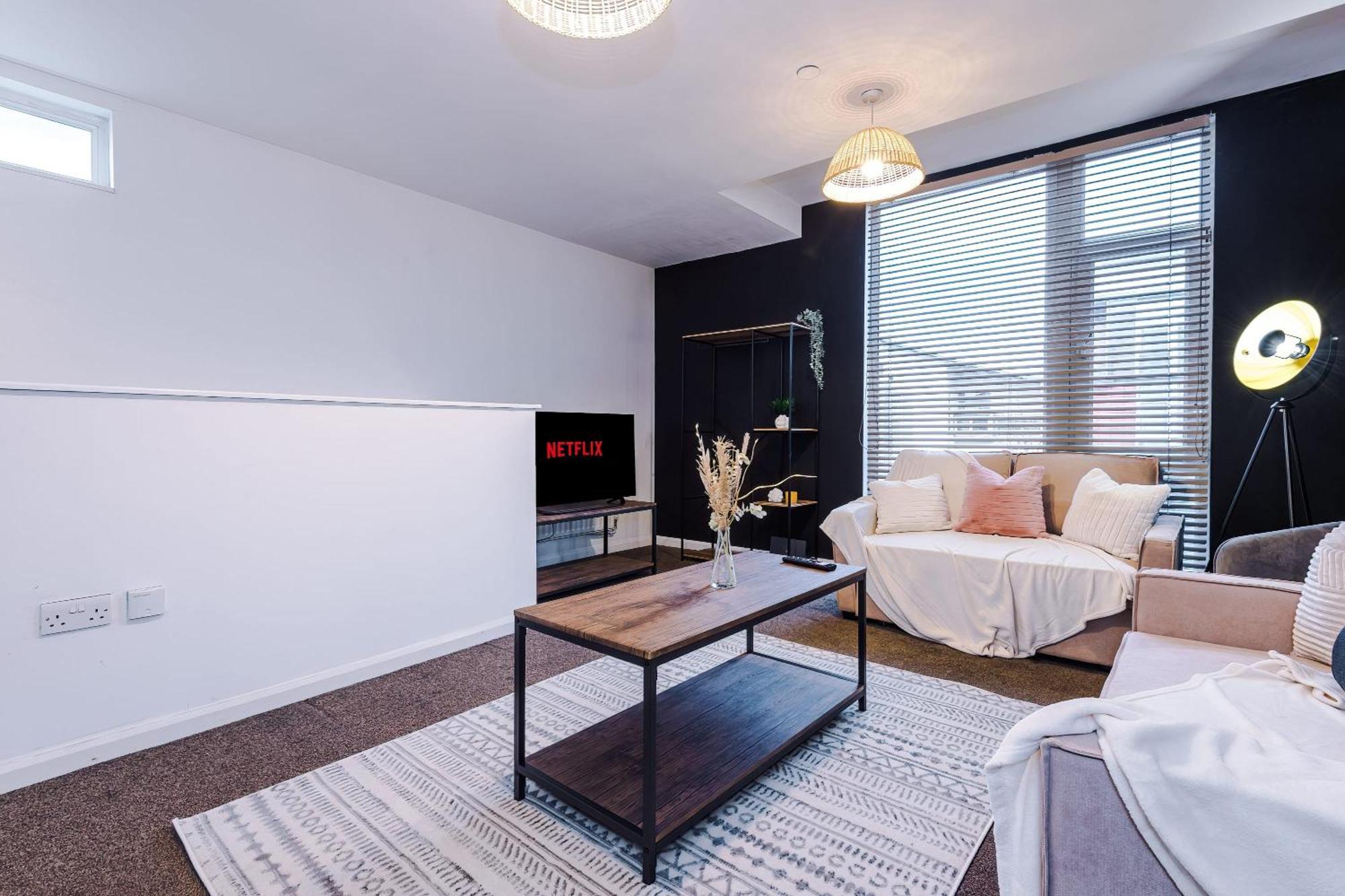 Rest&Recharge At A Spacious Townhouse By The Etihad Villa Manchester Exterior photo